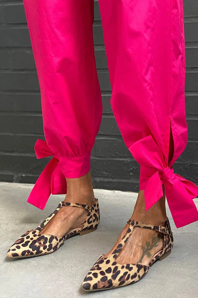 TAMARA | Elegant pointed ballerina shoes with T-strap for a sophisticated style