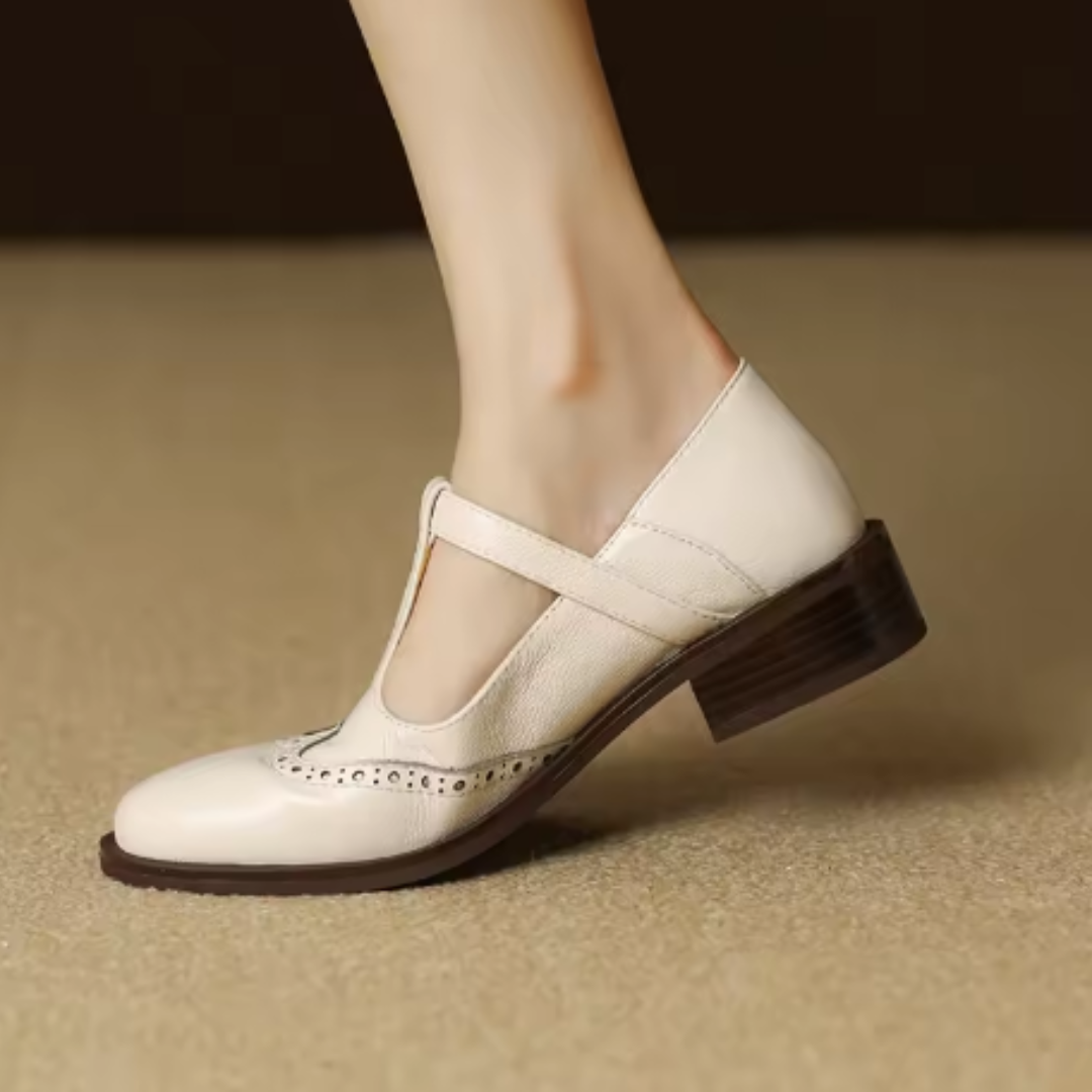 LUNA D'ARGENTO | Trendy Shoes with Dreamy Reflections for a Unique Look