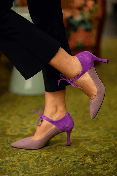 LUCREZIA | V-Neck with Ankle Tie