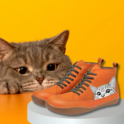 Lucy – Playful High-Top Sneakers