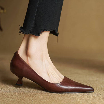NADIRA™|Elegant Décolleté - Elegance and Refinement in Every Detail