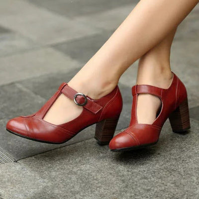 RACHELE | Elegant T-strap low-heeled shoe for a sophisticated look