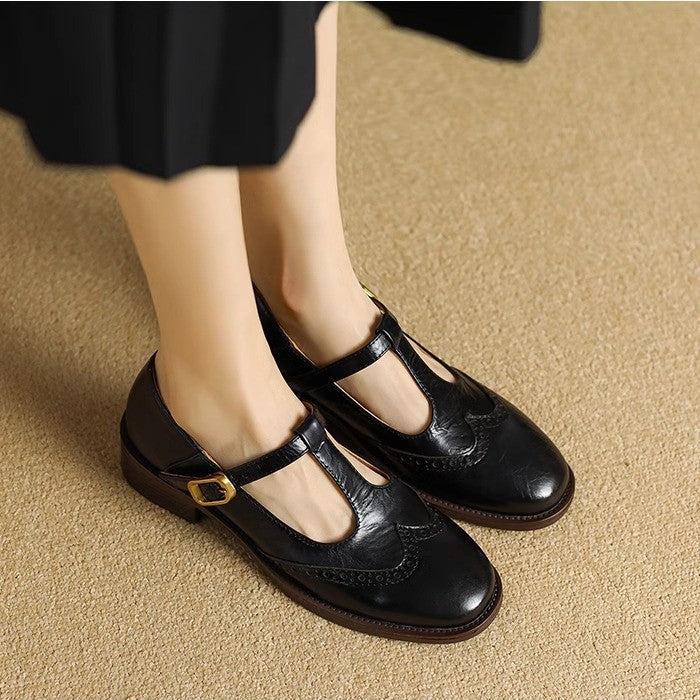 LUNA D'ARGENTO | Trendy Shoes with Dreamy Reflections for a Unique Look