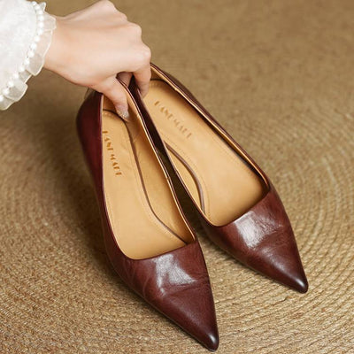 NADIRA™|Elegant Décolleté - Elegance and Refinement in Every Detail