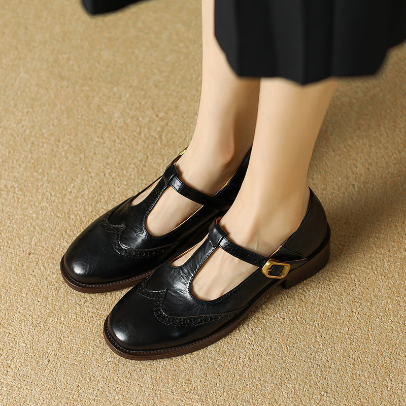LUNA D'ARGENTO | Trendy Shoes with Dreamy Reflections for a Unique Look