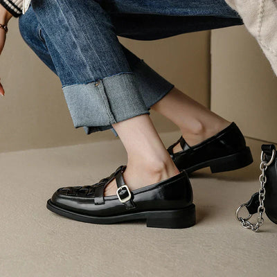 LUMINA | Elegant Shoes with Reflections of Love for a Unique Style