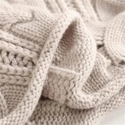 Bridget – Timeless Cable Knit Jumper